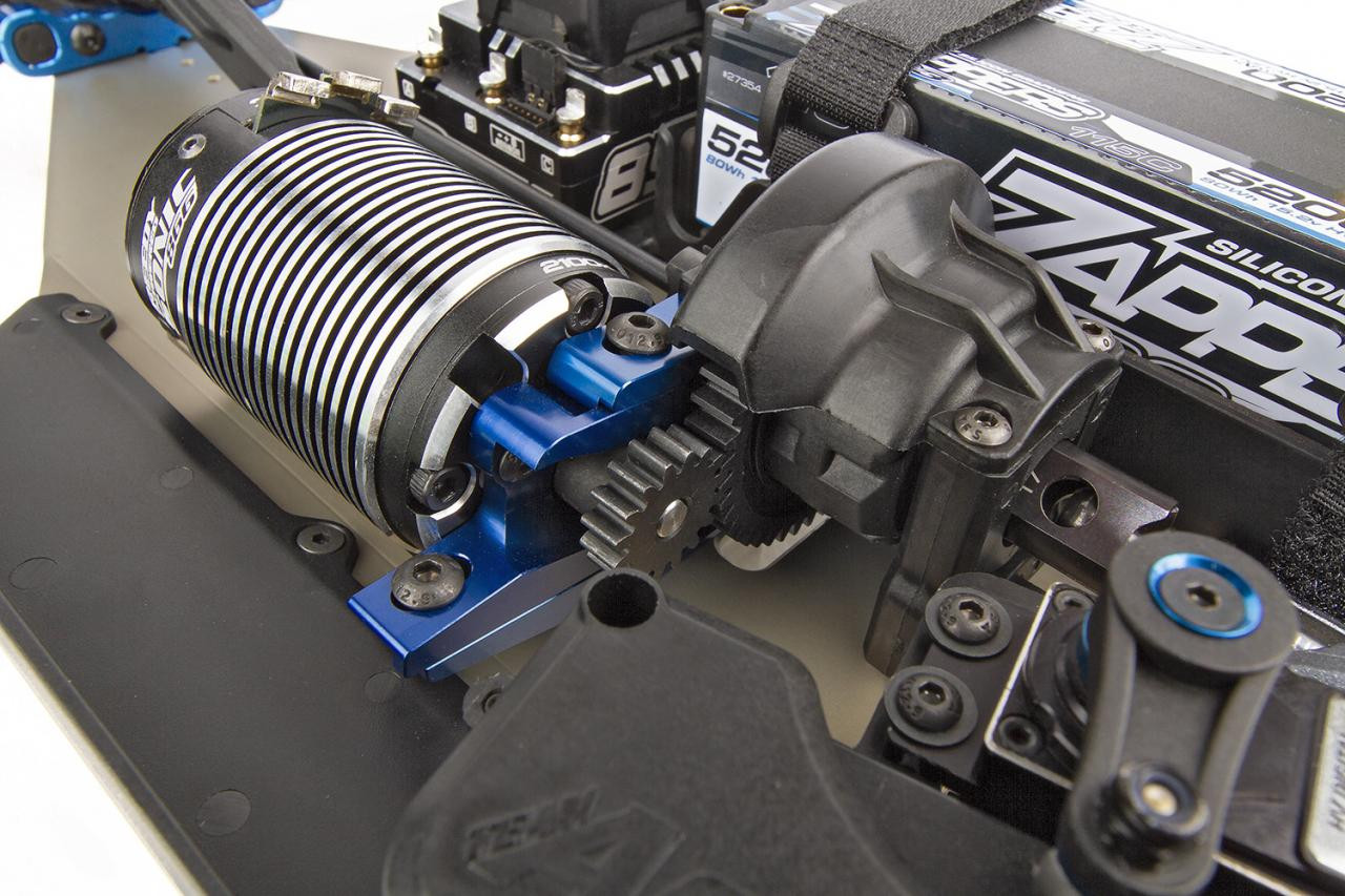 。 Team Associated RC8 T3.2e Team 1/8 4WD Off-Road Electric