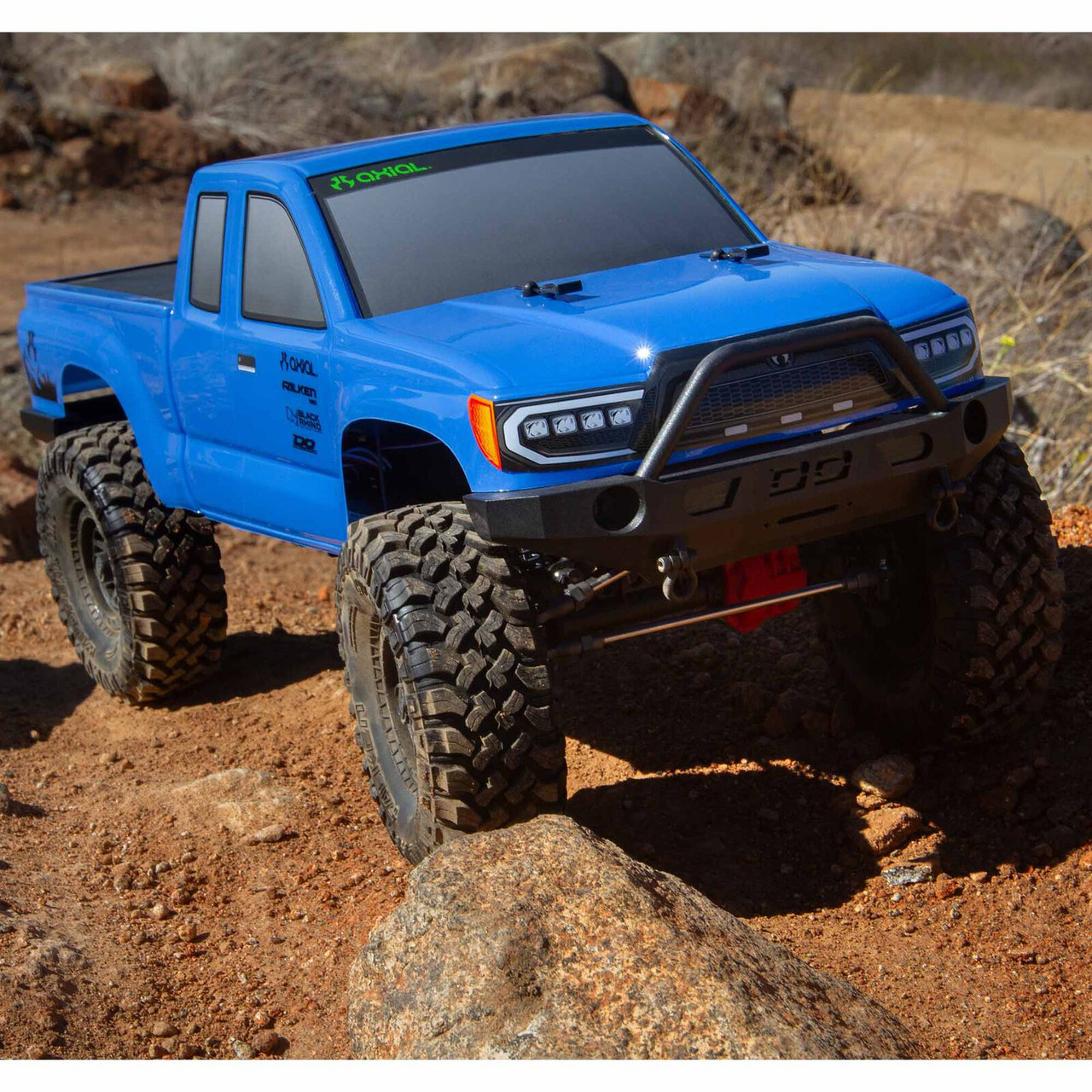 Axial 1/10 SCX10 III Base Camp 4WD Rock Crawler Brushed RTR, Blue