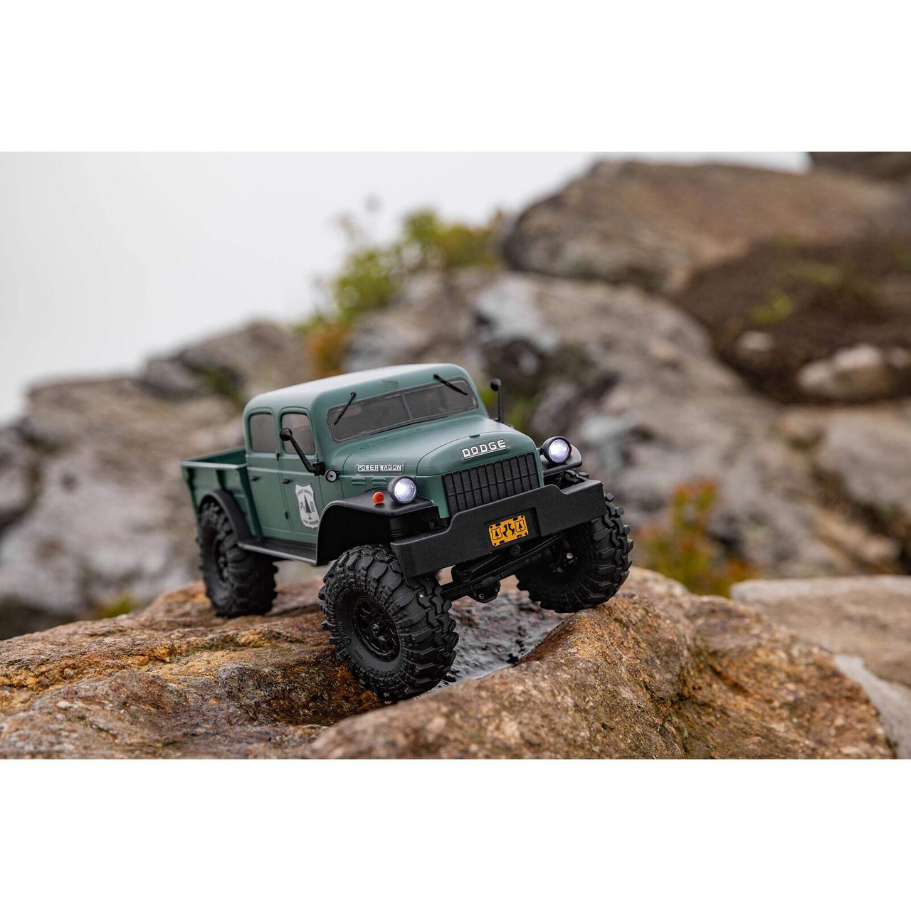 AXIAL SCX24 ダッジパワーワゴン+ トレーラー 1/24 SCX24 Dodge Power Wagon 4X4 RTR Brushed Rock Crawler