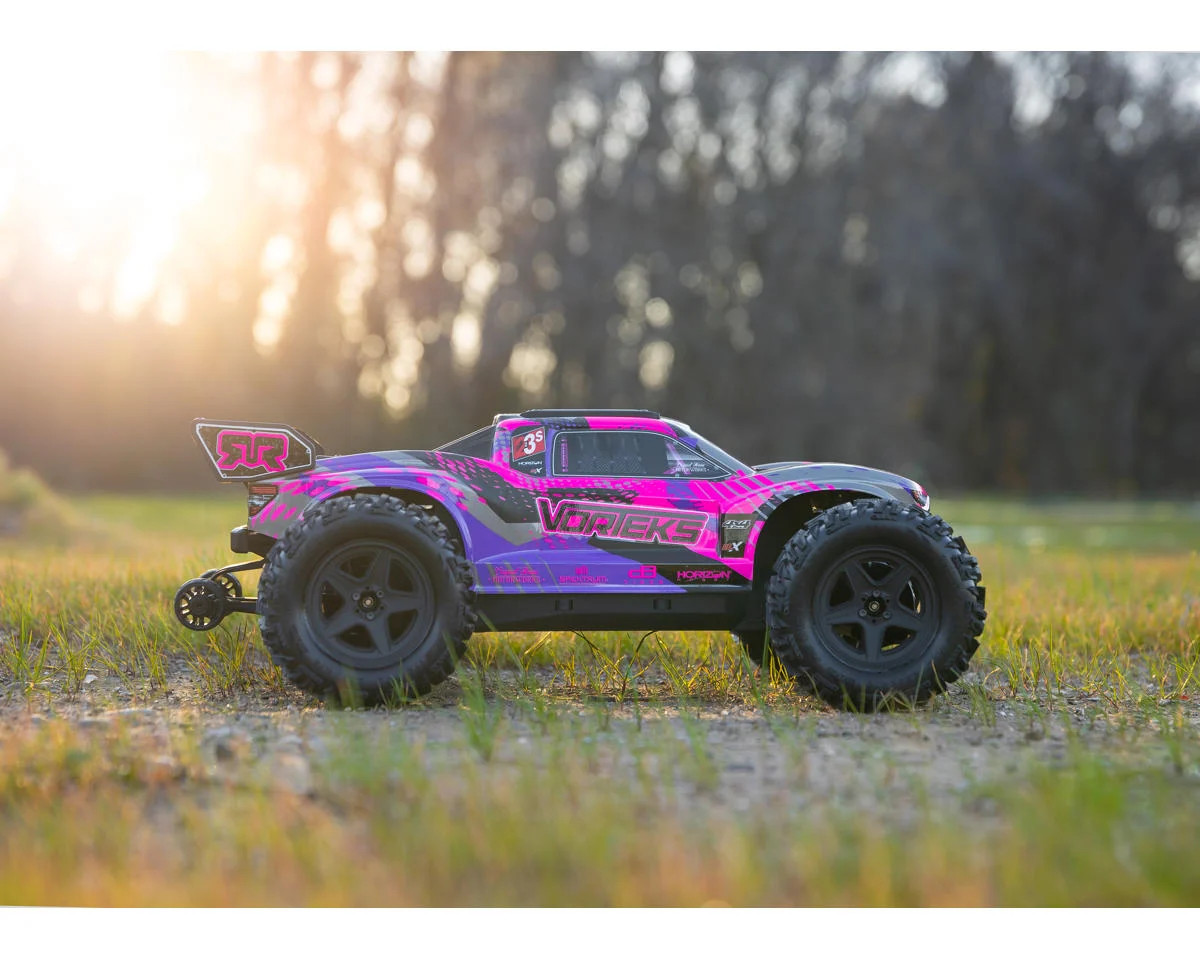 UpGrade RC Low-Pro BELTED Dirt Claw 2.8