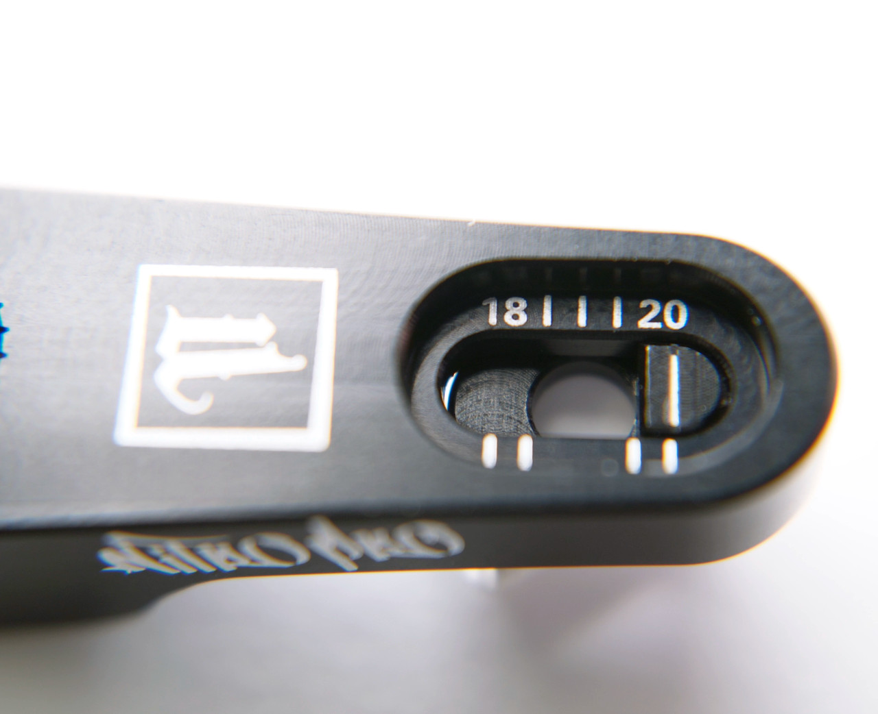 NitroPro EPIC1 High Torque Metal Case Brushless Servo (25T) (NP