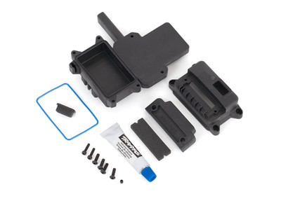 Box, receiver (sealed) w/ ESC mount/ receiver box cover/ access plug/ foam pads/ silicone grease/ 2.5x10 CS (2)/ 3x10 BCS (1)
Box, receiver (sealed) w/ ESC mount/ receiver box cover/ access plug/ foam pads/ silicone grease/ 2.5x10 CS (2)/ 3x10 BCS (1)