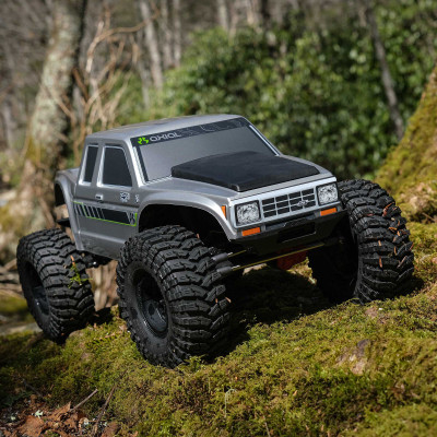 Axial 1/10 SCX10 III Coyote (Silver)