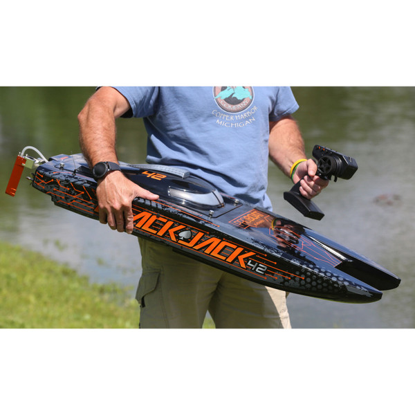 Pro Boat Blackjack 42