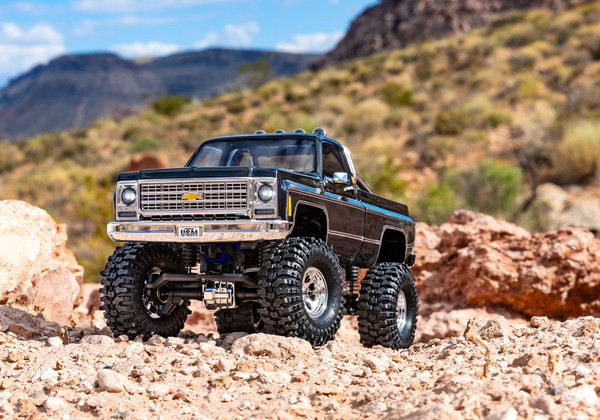Traxxas 1/18 TRX-4M High Trail Edition Crawler with Chevrolet® K10 pickup body (Black)