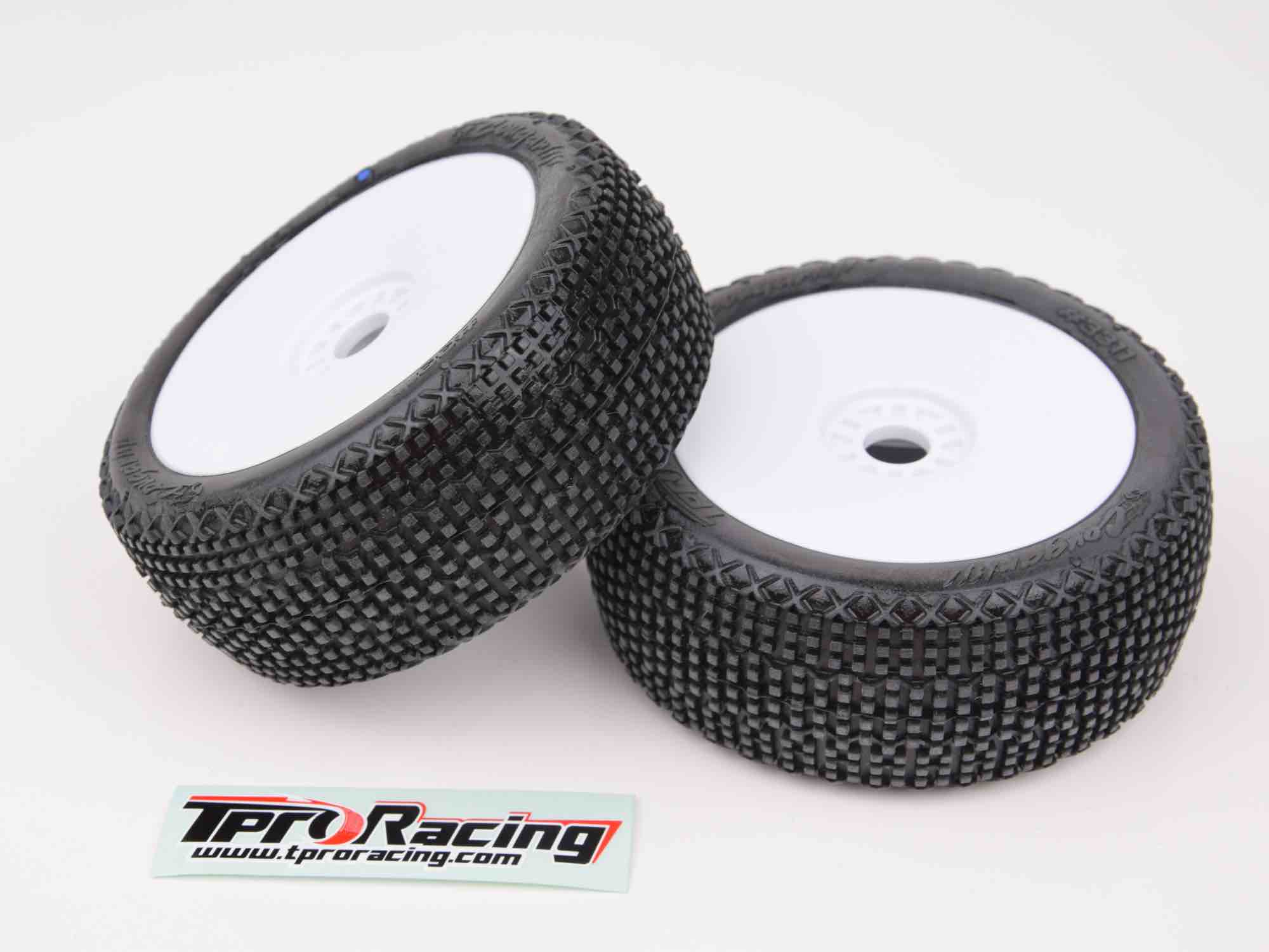 リオ① TPRO 1/8 OffRoad COUGAR Racing Tire Pre-Mounted (ZR T3 – Soft)(WH