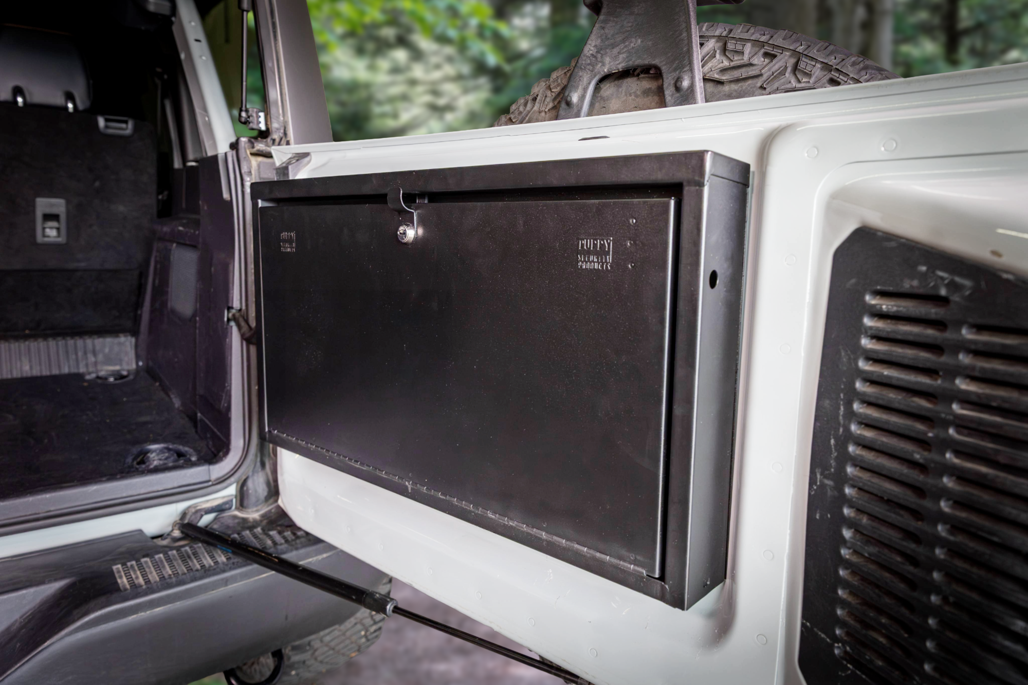 Tailgate Lockbox for 2021-2027 Ford Bronco - Tuffy Security Products