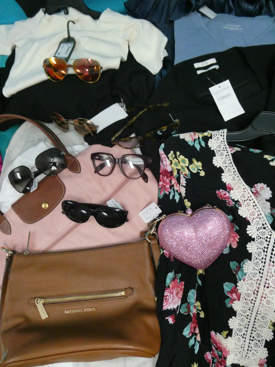 Shop Michael Kors Handbags Wholesale Distributor  UP TO 58 OFF