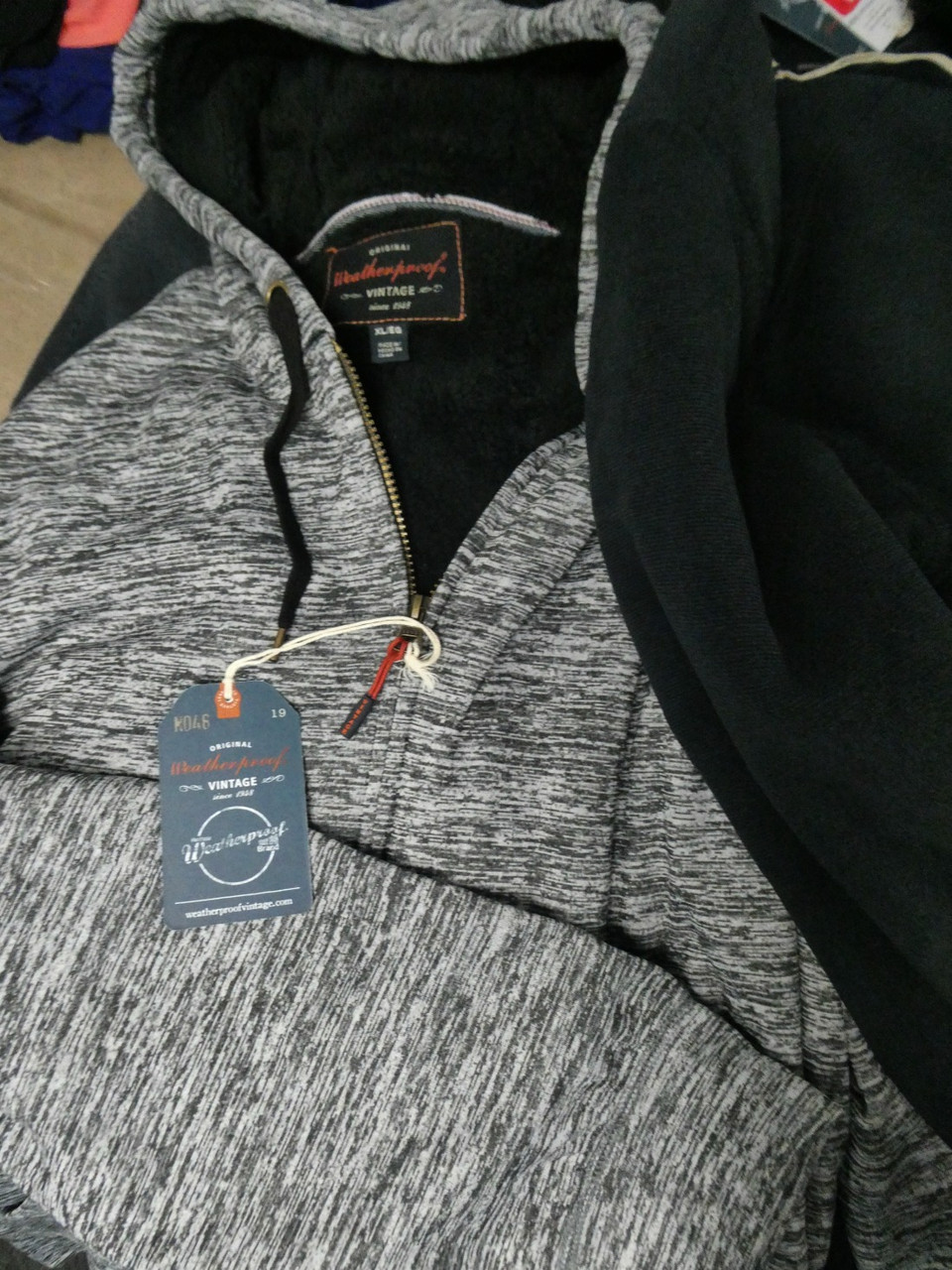 Buy Liquidation Designer Brand Mens Coats In Bulk Cheap Online