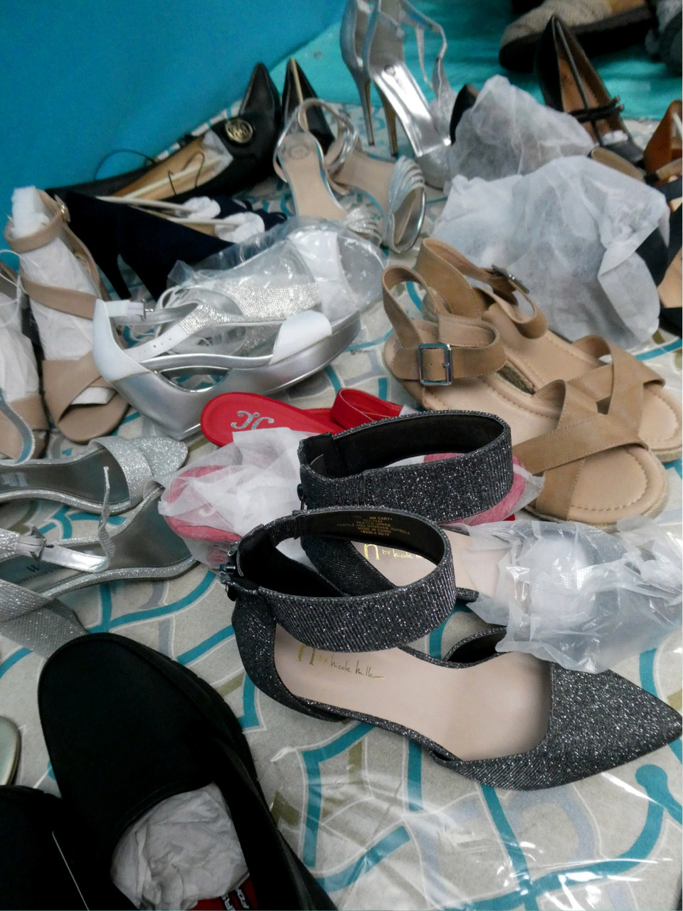 Chinese laundry wholesale clearance