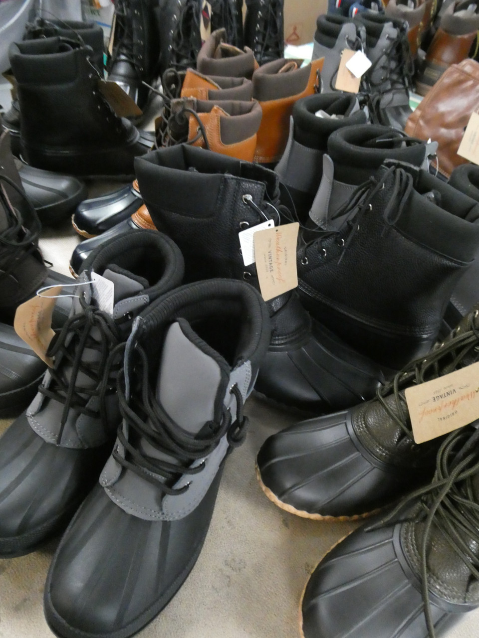 Wholesale boots in bulk Clearance