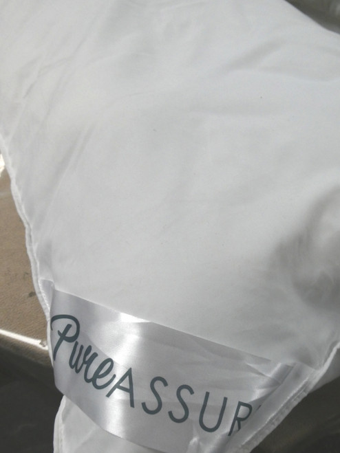 1pc Pure Assure EXTRA SOFT Pillow #20737J (Q-3-6)