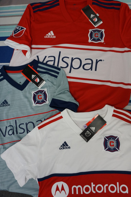 16pc Family ADIDAS Chicago Fire JERSEYS #27234Y (U-1-2)