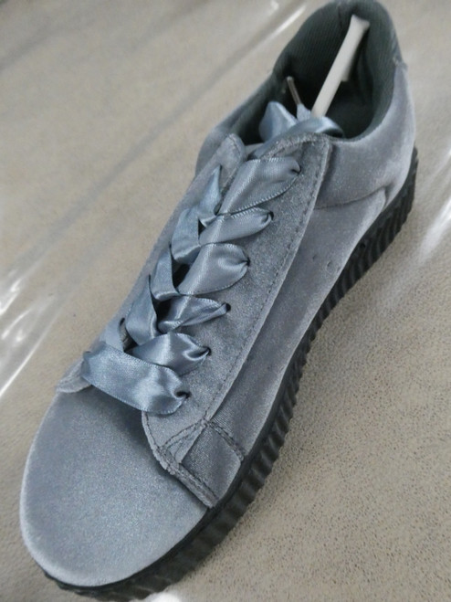 12prs Womens H2K Velvet Sneakers Assorted Sizes! GRAY #20425L (J-2-5)