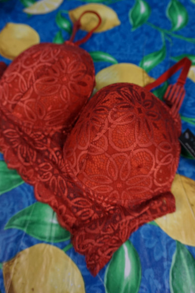 72pc Womens Youmita Bras B & C Cups OVERSTOCKS #26971J (N-4-7)