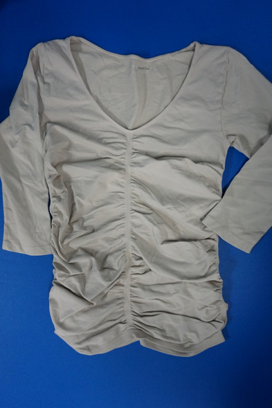 22pc Womens BCBGMAXAZRIA Tops #31109T (D-6-2)