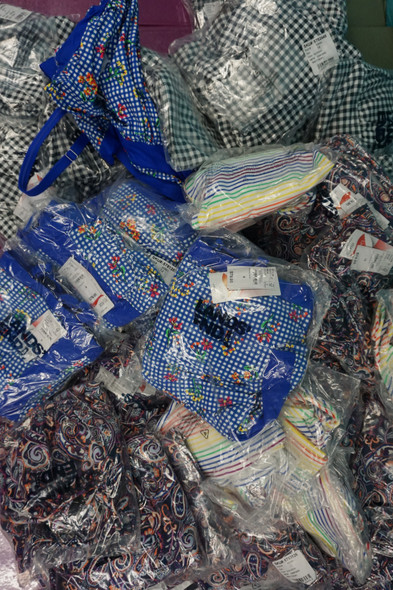 193+pc Womens Swimwear! $74 LANDS END! Tavik & More #32915J ()