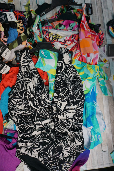 サーフブランド詰め合わせ RVCA VOLCOM BILLABONG ROXY venice_a9312404