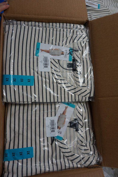 24pc 2X BUFFALO Sweatshirt Dresses OVERSTOCKS #34268N ()