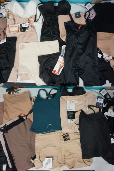 37+pc ONLY SHAPEWEAR! Spanx MIRACLESUIT STORE RETURNS #34534K (X-4-1)