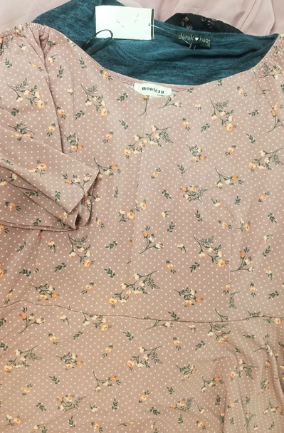 22pc $2,000 PLUS SIZE side stitch CITY CHIC #17534E (V-3-6)