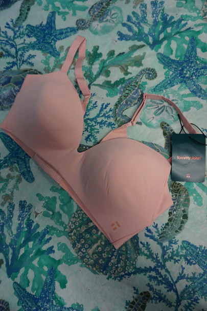 16pc Tommy John Bras Pink Size 36B Overstocks #28158v (X-4-3)
