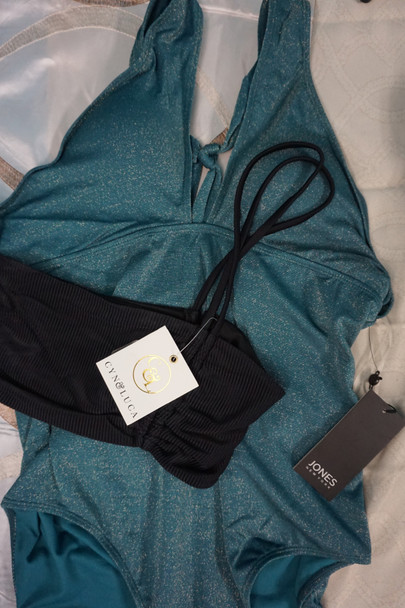 9pc Womens Swim! JONES NEW YORK Cyn & Luca #30388x (N-1-3)