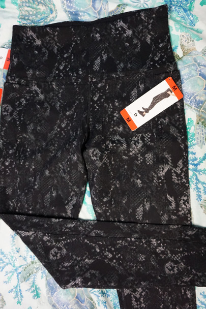 21pc Womens TUFF ATHLETICS Leggings MEDIUM #27361H (N-1-4)