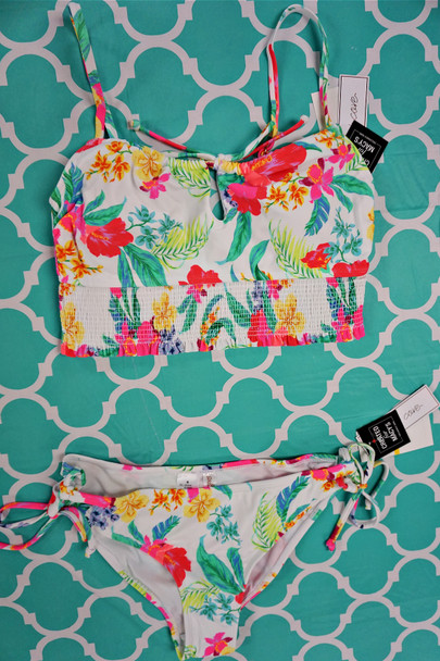 33pc SALT + COVE Matching Bikini Separates Most M & L OVERSTOCKS #32288G (O-2-6)