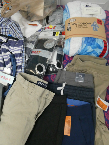 Buy Wholesale Mens Womens And Childrens Liquidation Apparel Located In Michigan Pickups Welcome