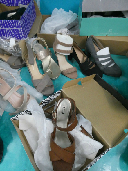 wholesale heels in bulk