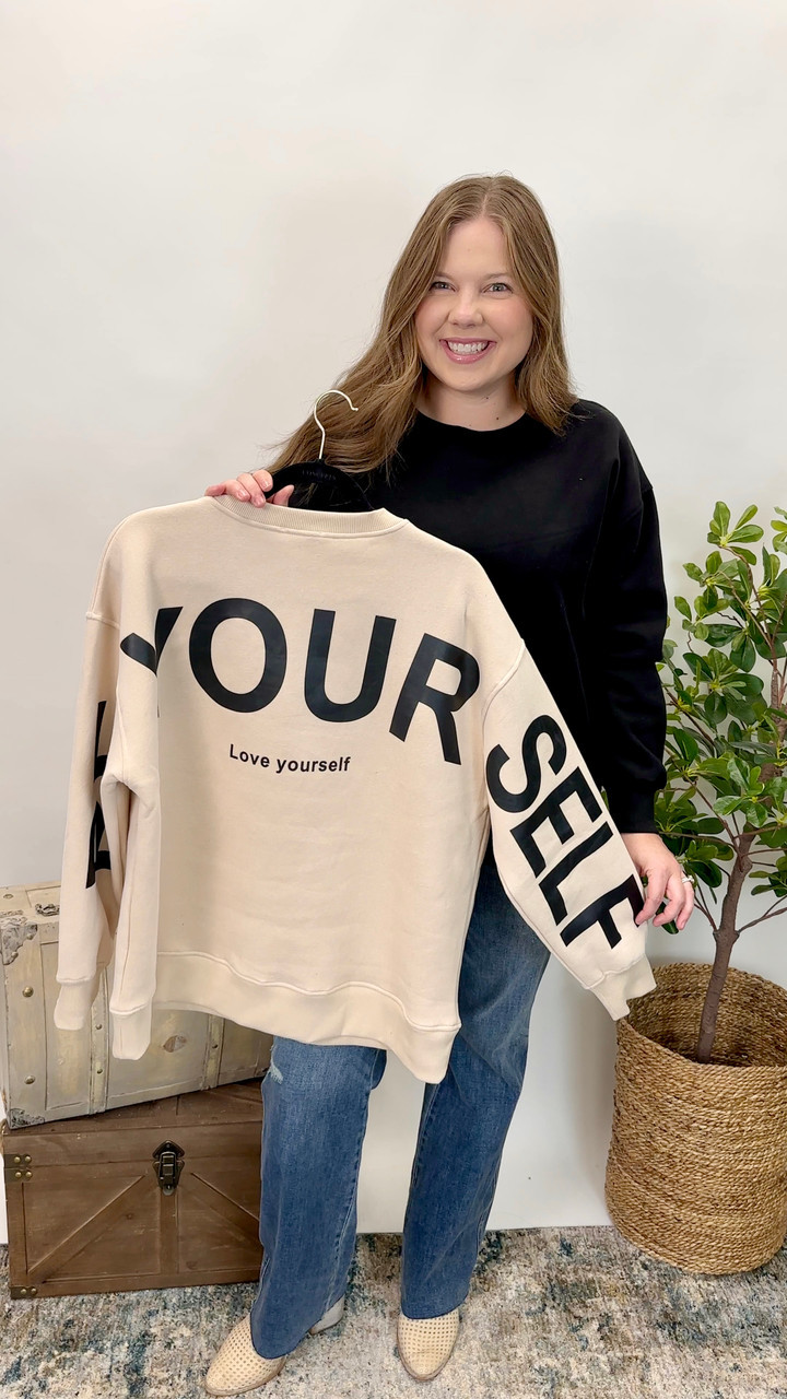 LOVE YOURSELF ヨーロッパ Love Yourself, Be Yourself Sweatshirt