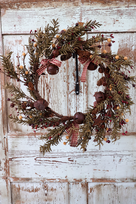22" Rustic Holiday Pine Wreath