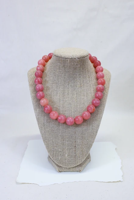 Pretty In A Pinch Necklace