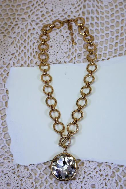 Link And You'll Miss It Necklace - Clear