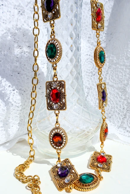 Rich In Detail Chain Belt