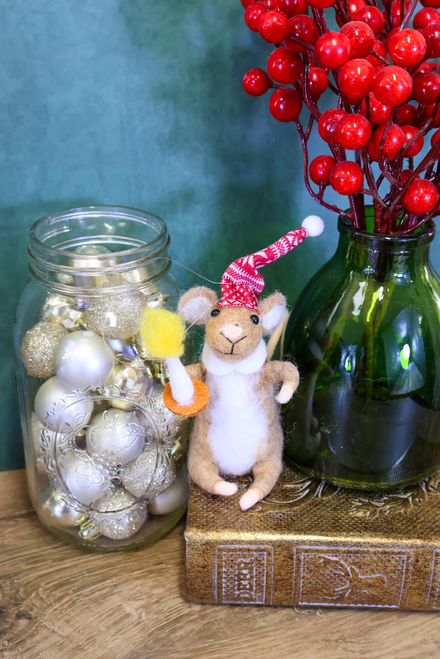 Ebenezer Mouse - Critter