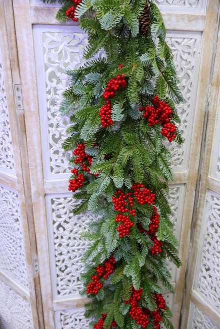 6' Scarletton Spruce Garland