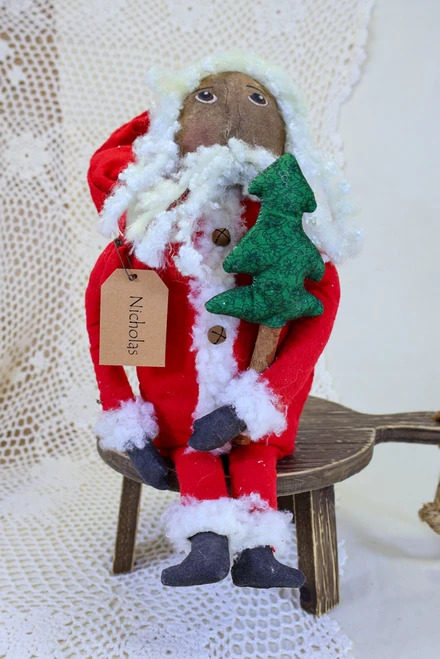 Primitive Nicholas Doll Holder Tree