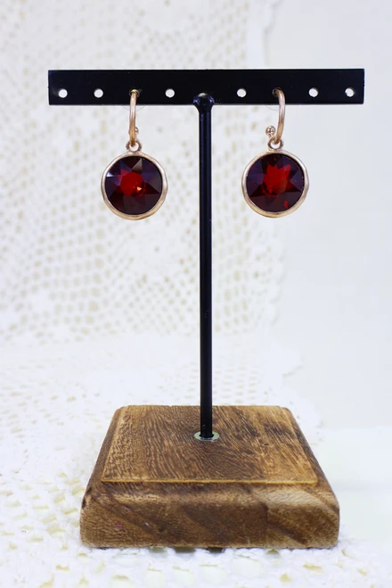 Round Of Applause Earrings - Red