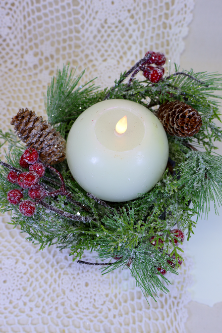 Icy Mixed Pine And Berries Candle Ring - 3.5"