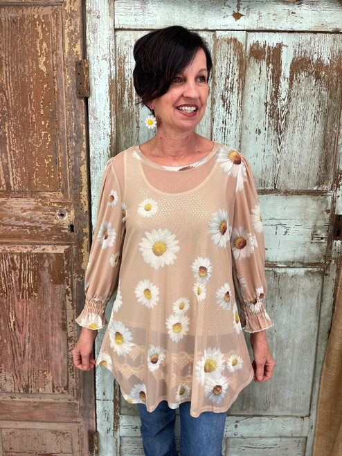 A Field Of Daisies Top - BEIGE