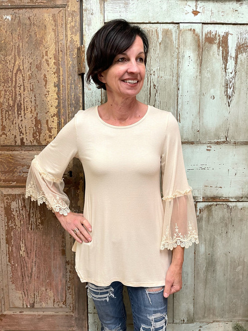 Small Details Top - CREAM