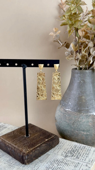 Pave The Way Earrings - Gold