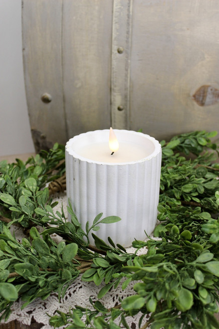 Heritage Boxwood Candle Ring - 6.5"