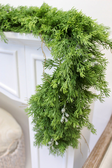 Garland - 6' Dripping Garland