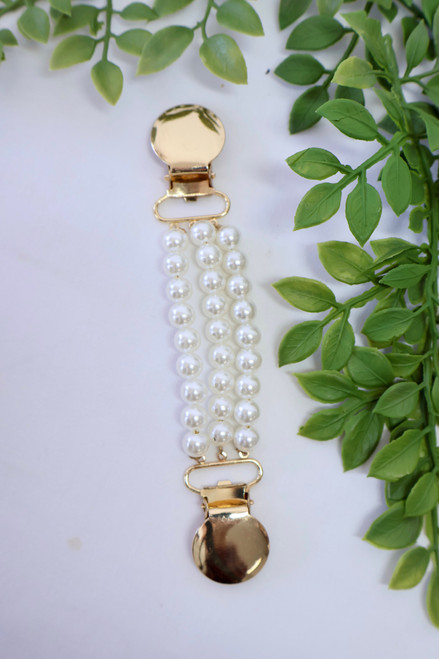 Pearl Perfection Cardigan Clip
