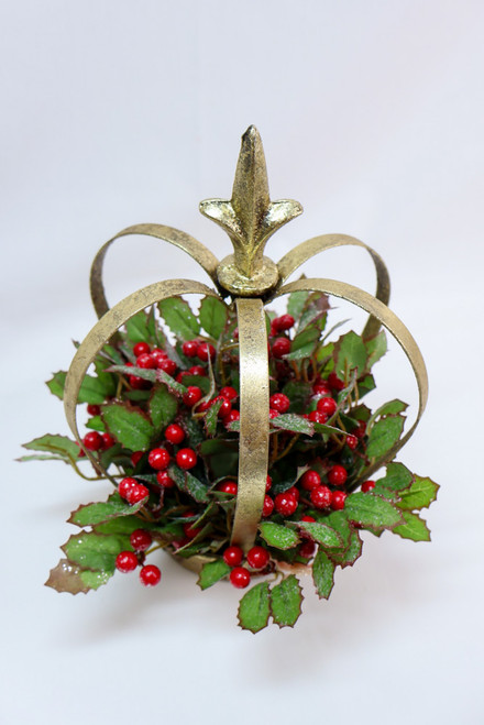 Holly Half Sphere With Berries