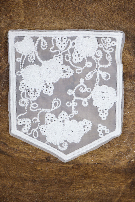 Set Of 4 Lace Pocket Patches