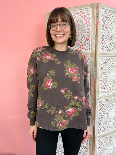 Romance In The Details Top